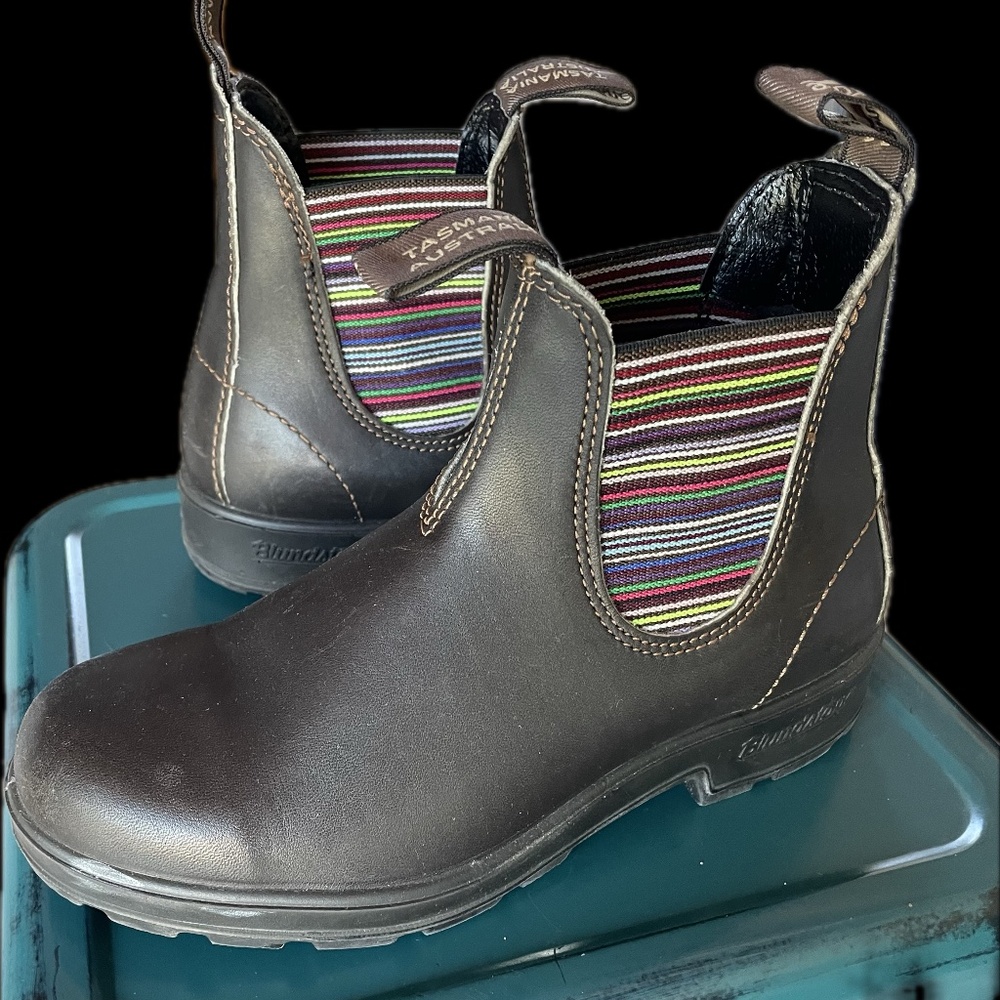 Blundstone women’s Australian size 4